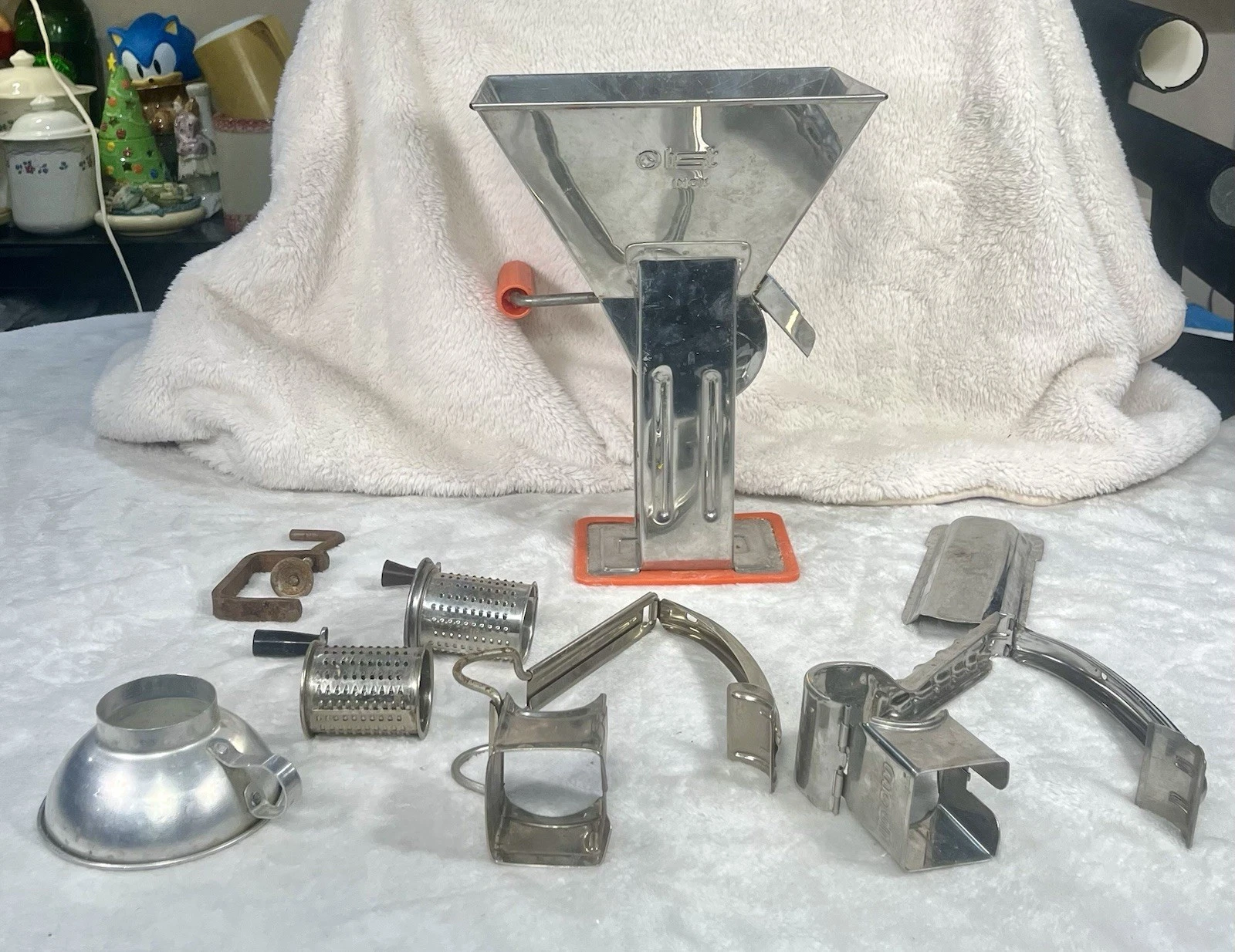 Spremipomodoro Solemio BST Food Strainer Tomato Fruit Juicer Sauce Maker
Opens in a new window or ta