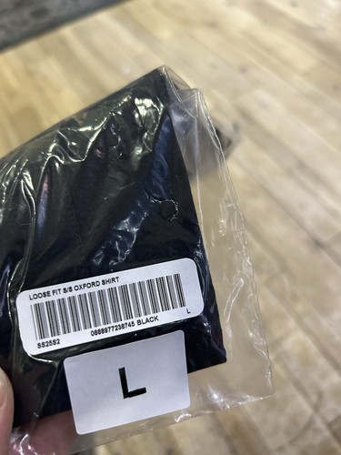 Size L - Supreme Loose Fit Short Sleeve Oxford Shirt Black SS24 - Picture 7 of 8