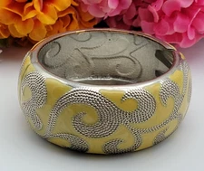 Silver Tone Yellow Enamel Statement Bangle Bracelet Hinged Clamper Style 7.5"