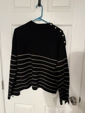 Elie Tahari 100 Cashmere Sweater   Black w/ Gold Buttons   Size L