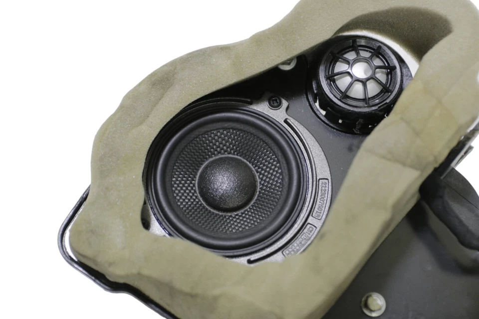 McLaren 720S Coupe Rear Right Side Speaker & Tweeter Box 2018 - 2023 OEM - Image 2 of 4