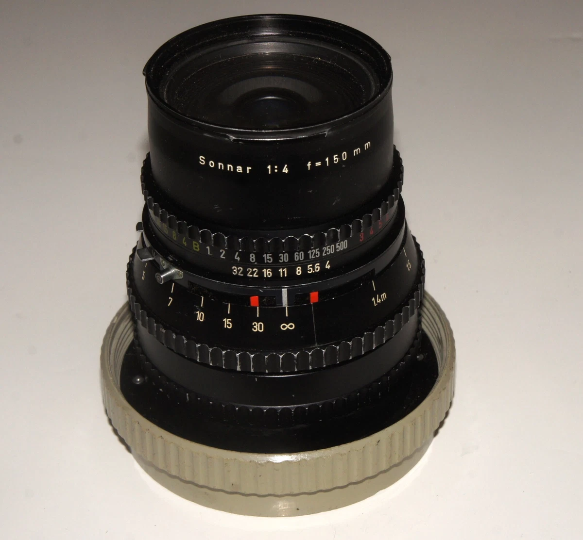 Carl Zeiss Sonnar C 4/150 mm T* Hasselblad V mount lens Black