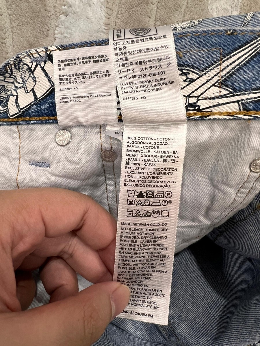 Levi's X Gundam Seed 501 Size W34 L32 Blue Denim Strike Levi's X Gundam Seed 501 Size W34 L32 Blue Denim Strike