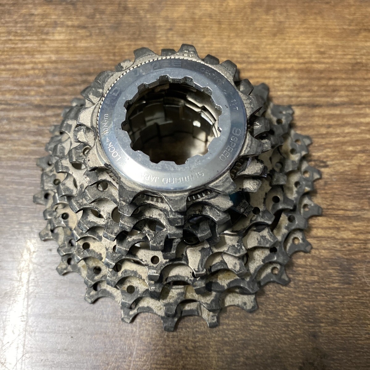 Shimano dura ace 7700 9 speed cassette 11-23 (8053-371) | eBay