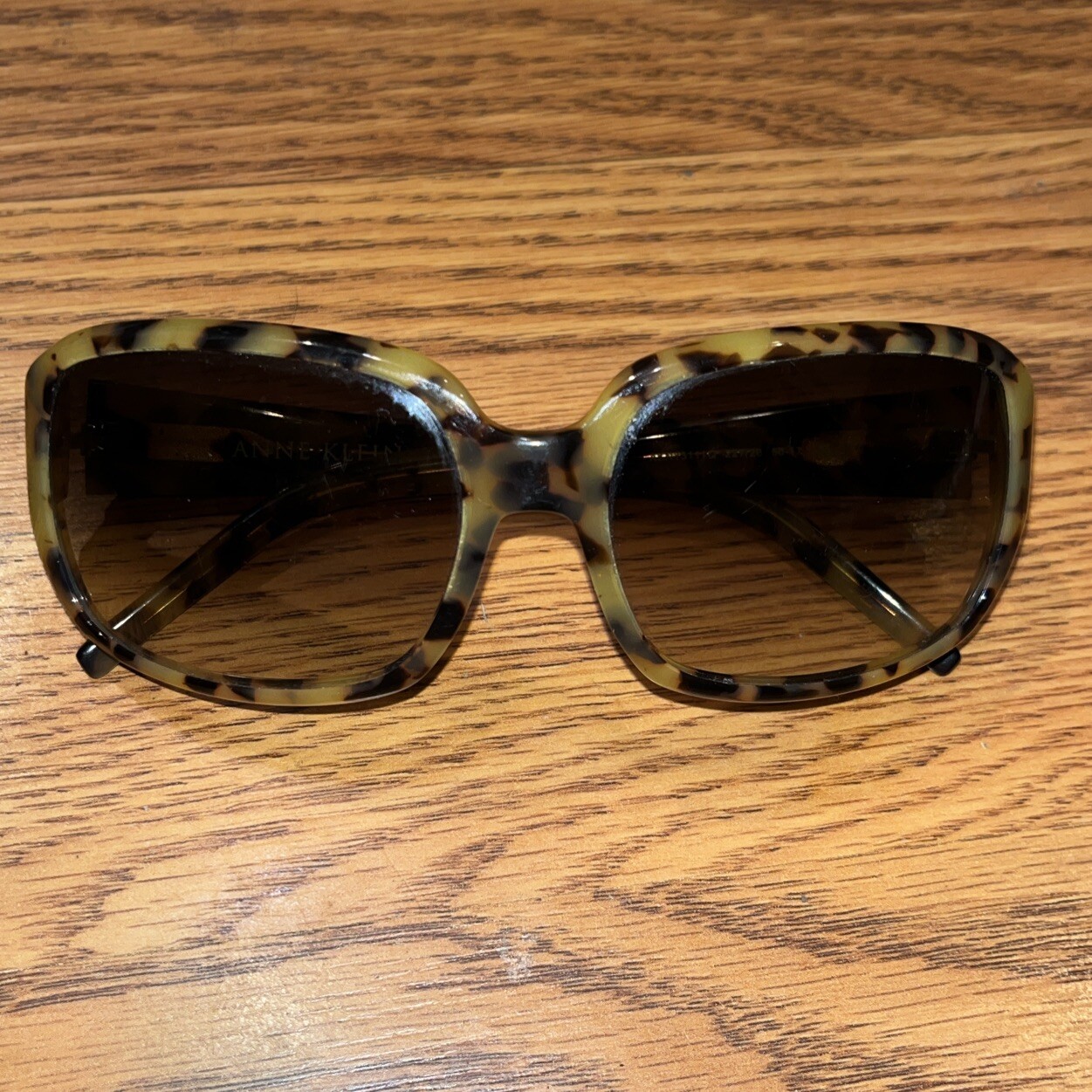ANNE KLEIN oversized Tortoise Shell Sunglasses AK… - image 1