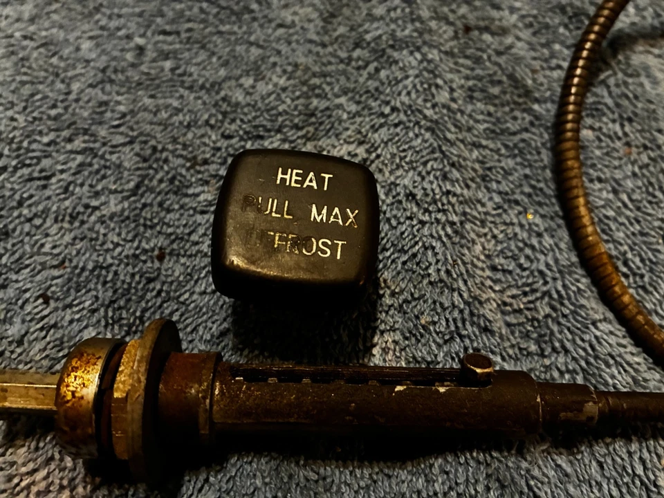 Cable válvula calefactora Triumph TR6 TR250 sólido tipo OE. Foto 2 de 2