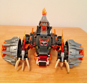 Lego  Set 70222 Tomak's Shadow Blazer - Legends of Chima -No instructions or box