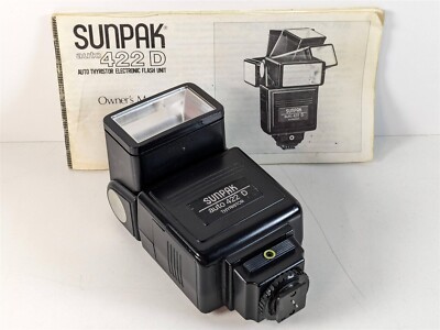 SUNPAK auto 422 D Thyristor Nikon Dedicated Shoe Mount Electronic Flash