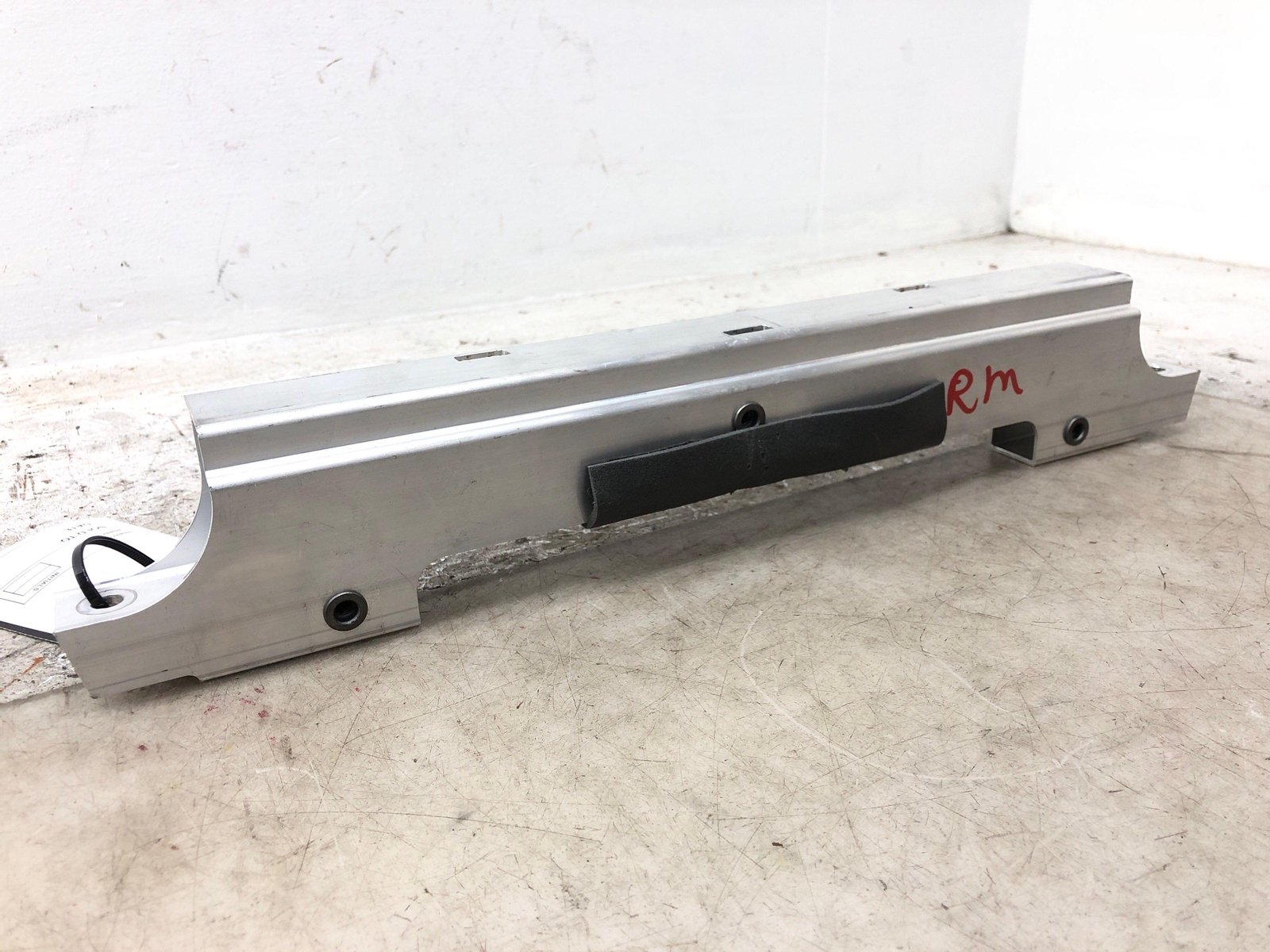 2020-2023 ASTON MARTIN VANTAGE ROADSTER REAR STORAGE SUPPORT BRACKET MY63-46180
