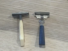 Vintage Razor Lot of 2 Gem Micro Flip Top & Schick Eversharp 50s 60s Retro
