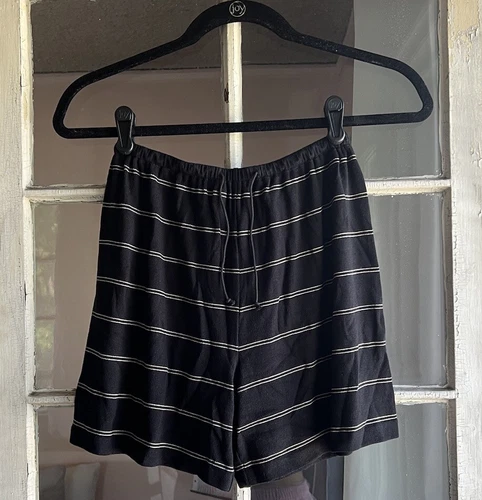 Vince Black Striped Drawstring Pull On Shorts