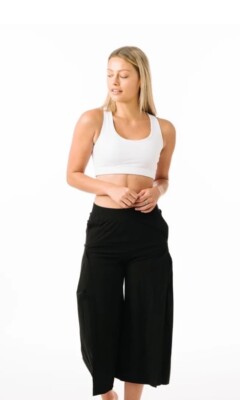 Zyia Active Work Flow Cropped Pants in Black Size XXS - New (unworn)