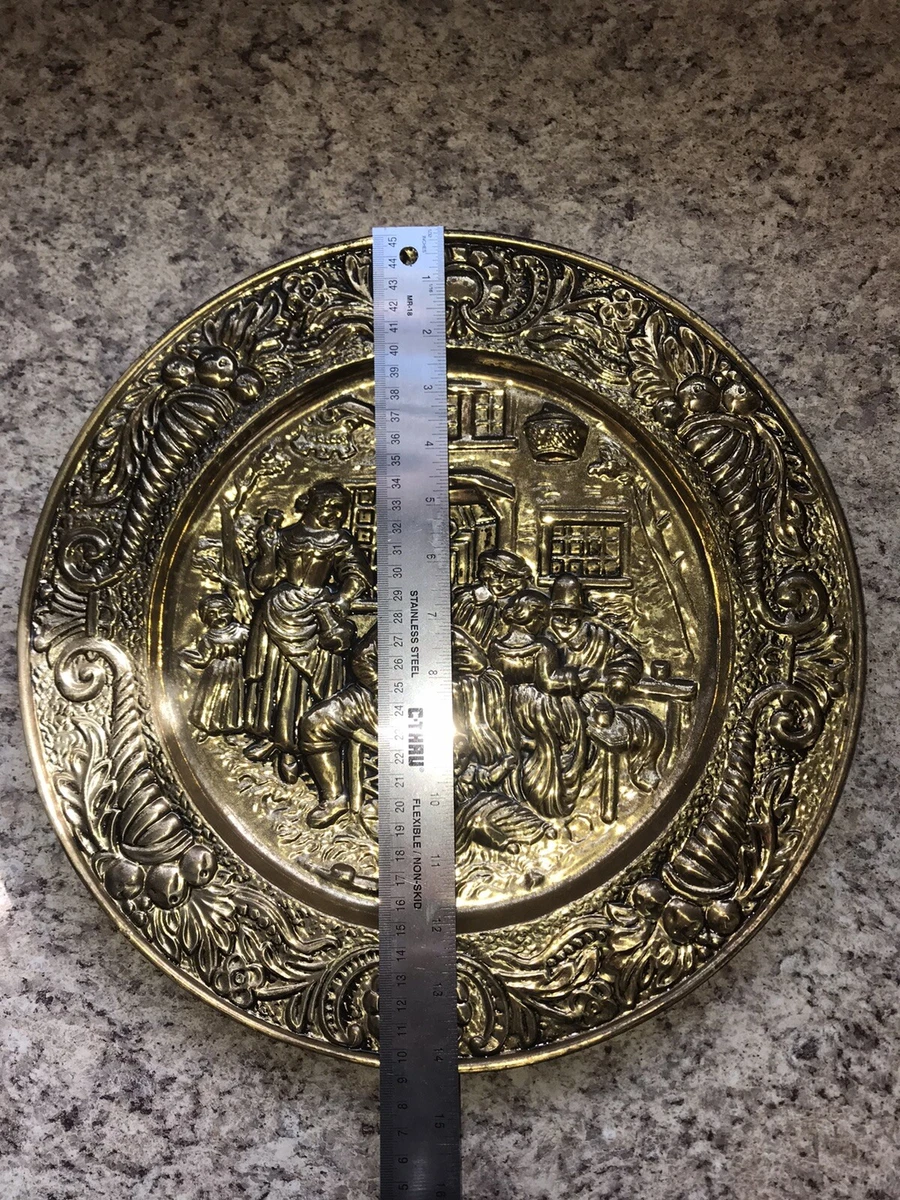 Aggregate more than 145 decorative brass plates seven.edu.vn