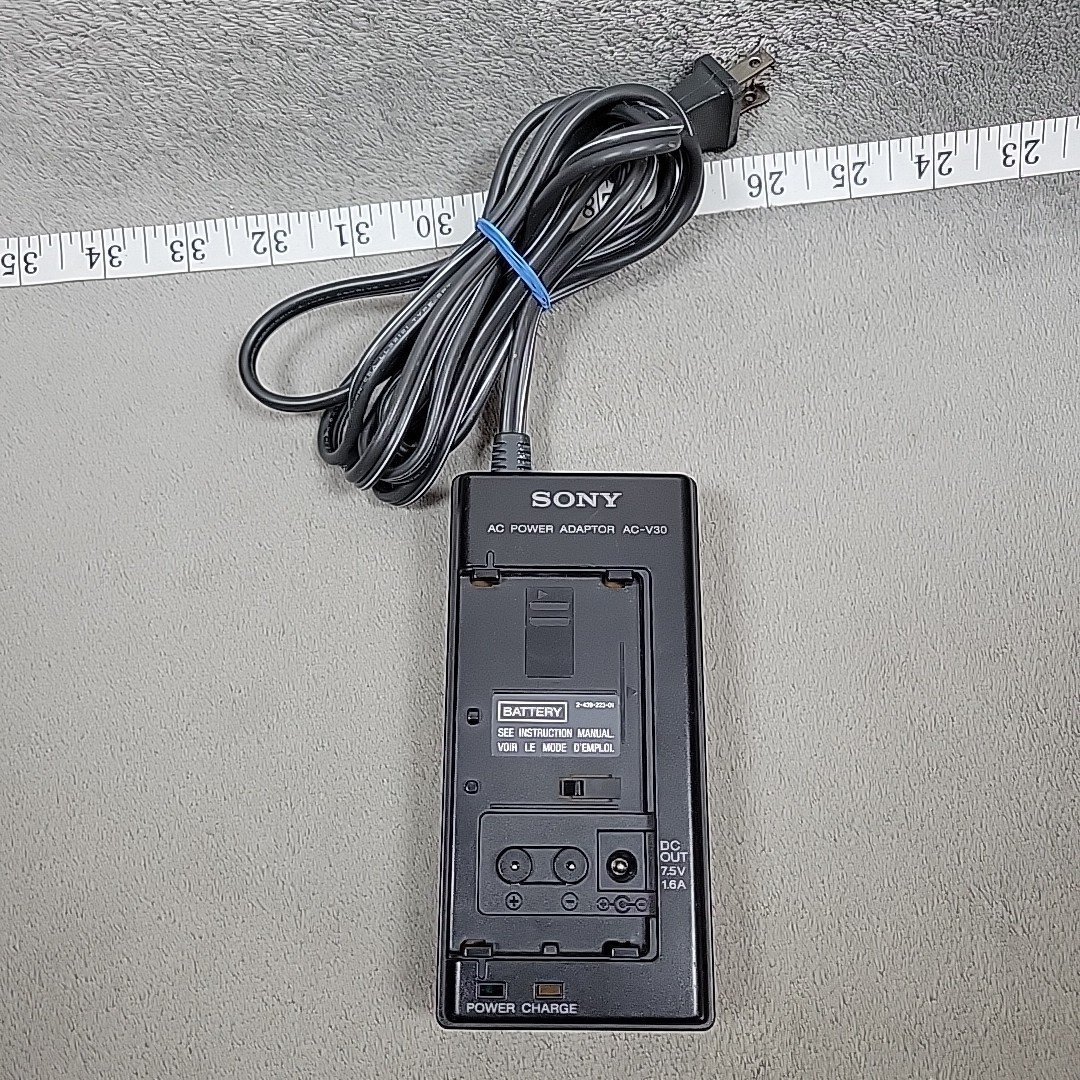 Sony AC-V30 Black Handycam Camcorder Battery Charger AC Adapter Free Shipping-image