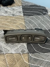 Saturn L-series Driver Side Power Seat Switch 22677354 00-05 L200 L100 L300