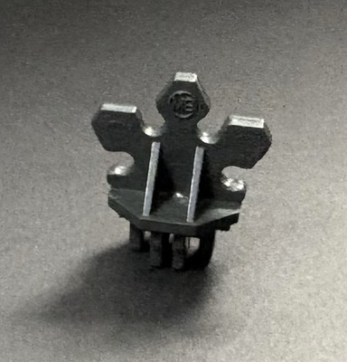 1985 Milton Bradley Robotix Series R-1500 Replacement Cable Clip Part Only