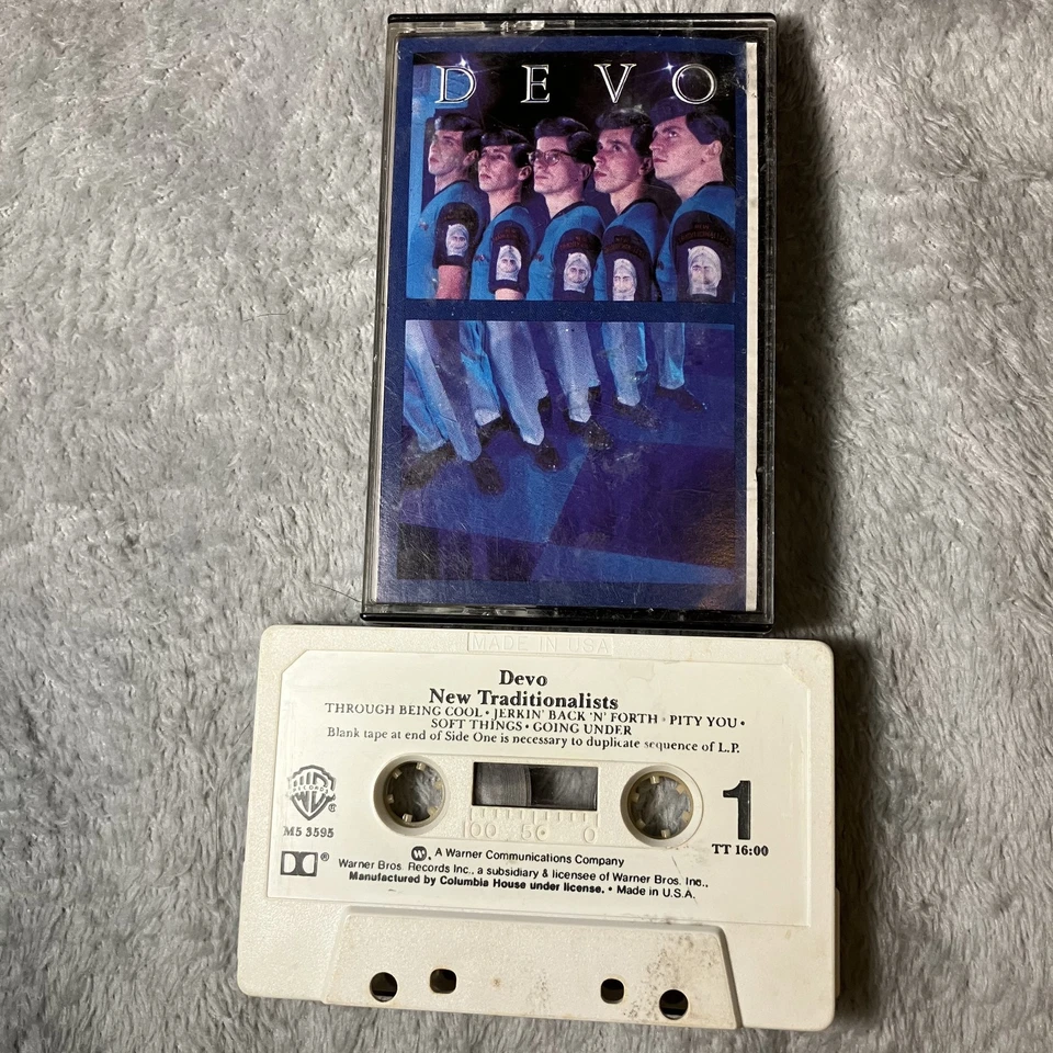 Devo - New Traditionalists Cassette Tape 1981 ☆RARE☆ New Wave Post-Punk - Image 2 of 4
