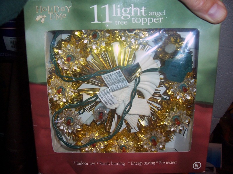 11  light  gold  tree topper with  angel this is nonworking topper