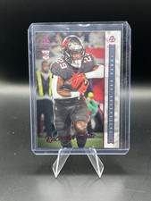 2022 Panini Chronicles - Luminance Update Rookies Rachaad White #212 Pink (RC)