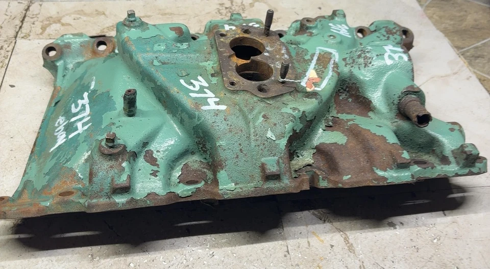 1965 BUICK SPECIAL BUICK LESABRE 300 V-8 2 Barrel Upper Intake Manifold Assembly Foto 3 de 4