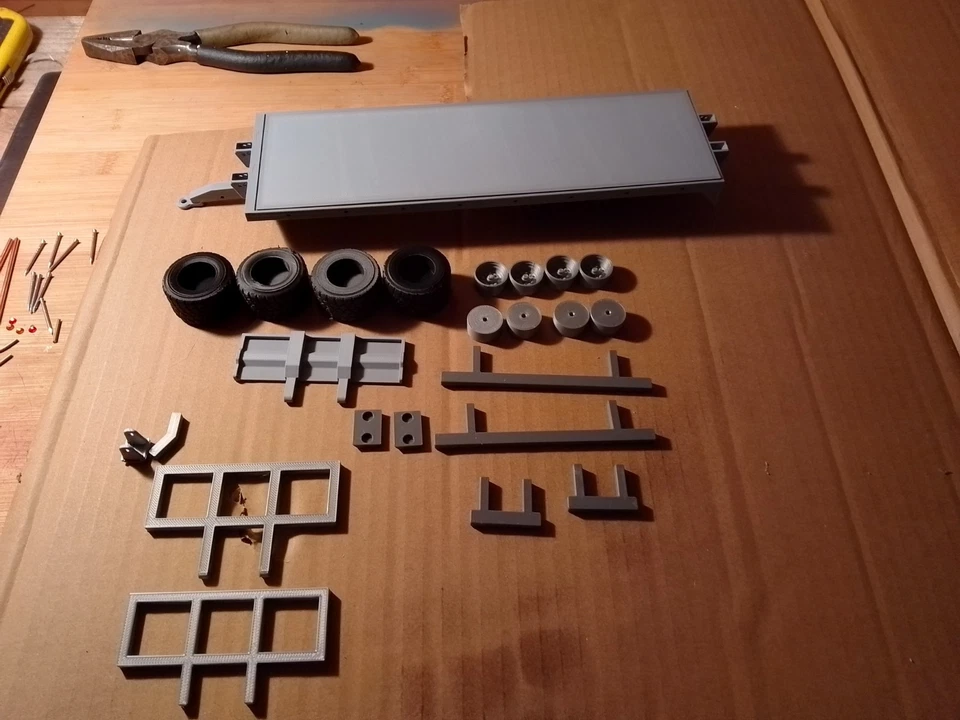 1/32 26ft scratch built Flat Bed Bale Trailer KIT Suitable for Britain's siku - Image 2 of 4