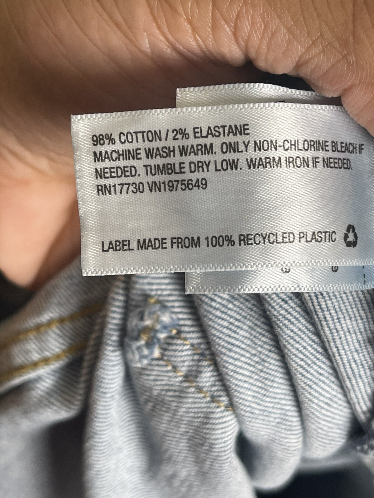 Universal Thread Light Wash Button Fly Distressed… - image 9