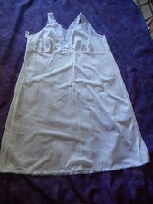Combinaison & Fond De Robe Vintage Dentelle Blanc Taille 42 – Très Bon état