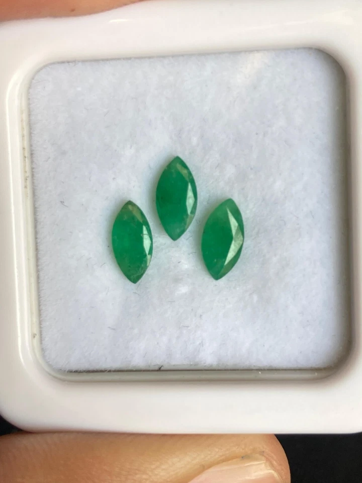 Juego de 3 piezas de piedras preciosas facetadas naturales de Zambia corte marquesa esmeralda, 8x4 mm Foto 4 de 4