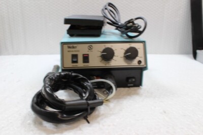 6916  Weller WHA1000 Soldering Station