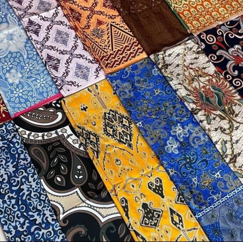 KAIN BATIK MALAYSIA 2 PIECES (WITH FREE GIFT;MAGGI) - Image 2 of 4