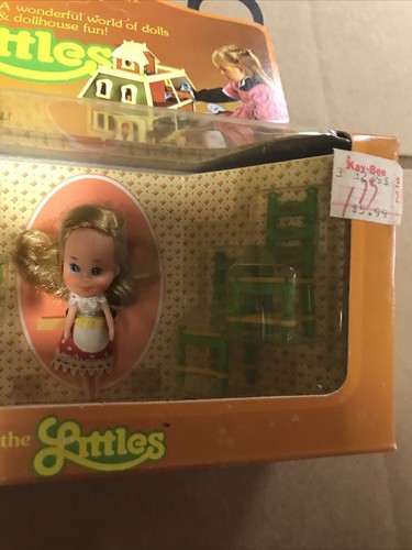 The Littles Belinda & Chairs Dollhouse Furniture Mattel 1980 #1791 - Picture 6 of 12