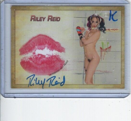Riley Reid Collectors Expo Signed & Kissed Card Trading #K International Model