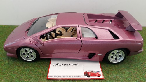 LAMBORGHINI DIABLO 1990 rose fuchsia 1/18 BURAGO voiture miniature de collection - Imagen 2 de 8