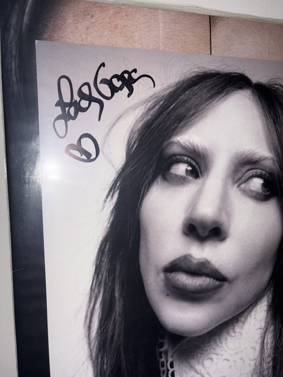 NEW Lady Gaga SIGNED Mayhem Indie Exclusive Alt Cover / Alt
