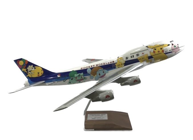 PACMIN JAPAN AIRLINES 航空機モデル 1/100 PACMIN Models 1/100 BOEING 747-4000 ANA POKEMON JET 1998-1999