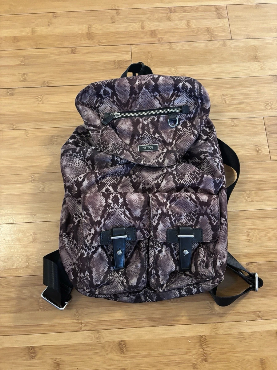 TUMI バックパック リュック 迷彩柄 値下げ❗️TUMI リュック 迷彩 TUMI | McLaren 「パドック」バック
