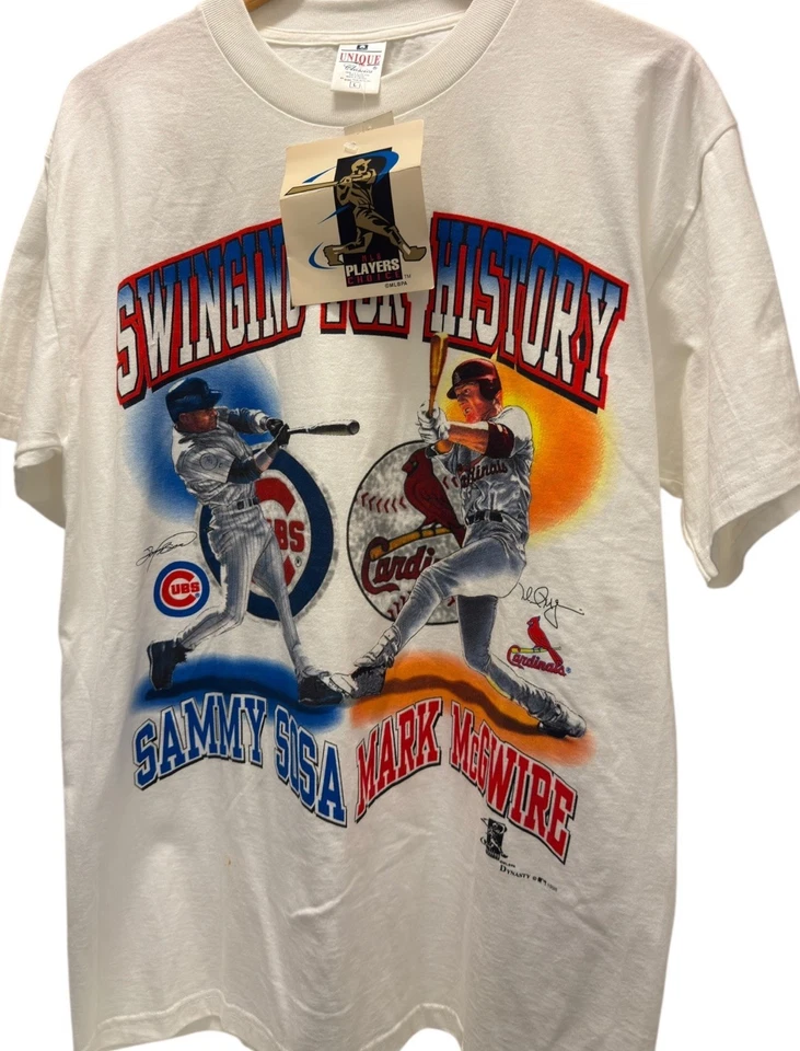 Camiseta De Colección MLB '98 Sammy Sosa Mark McGwire Swinging For History Talla XL NUEVA CON ETIQUETAS Foto 2 de 2