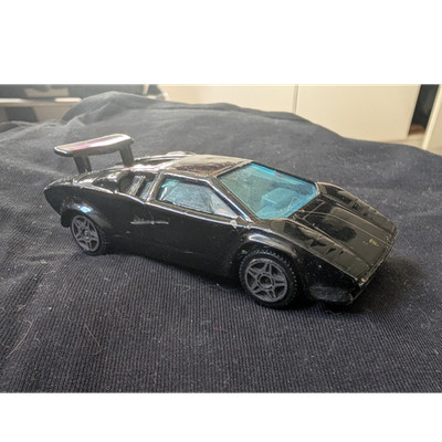 Bburago Lamborghini Countach Sportwagen Modellauto 1:43 Schwarz Kunststoff
