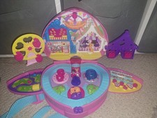 Polly Pocket Fairground Playset Bag with Ferris Wheel With 2 Figures