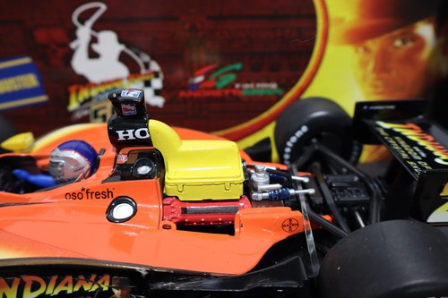 Indiana Jones Indy 500 1/18 Scale Diecast #26 Marco Andretti DAMAGED READ - Picture 8 of 14