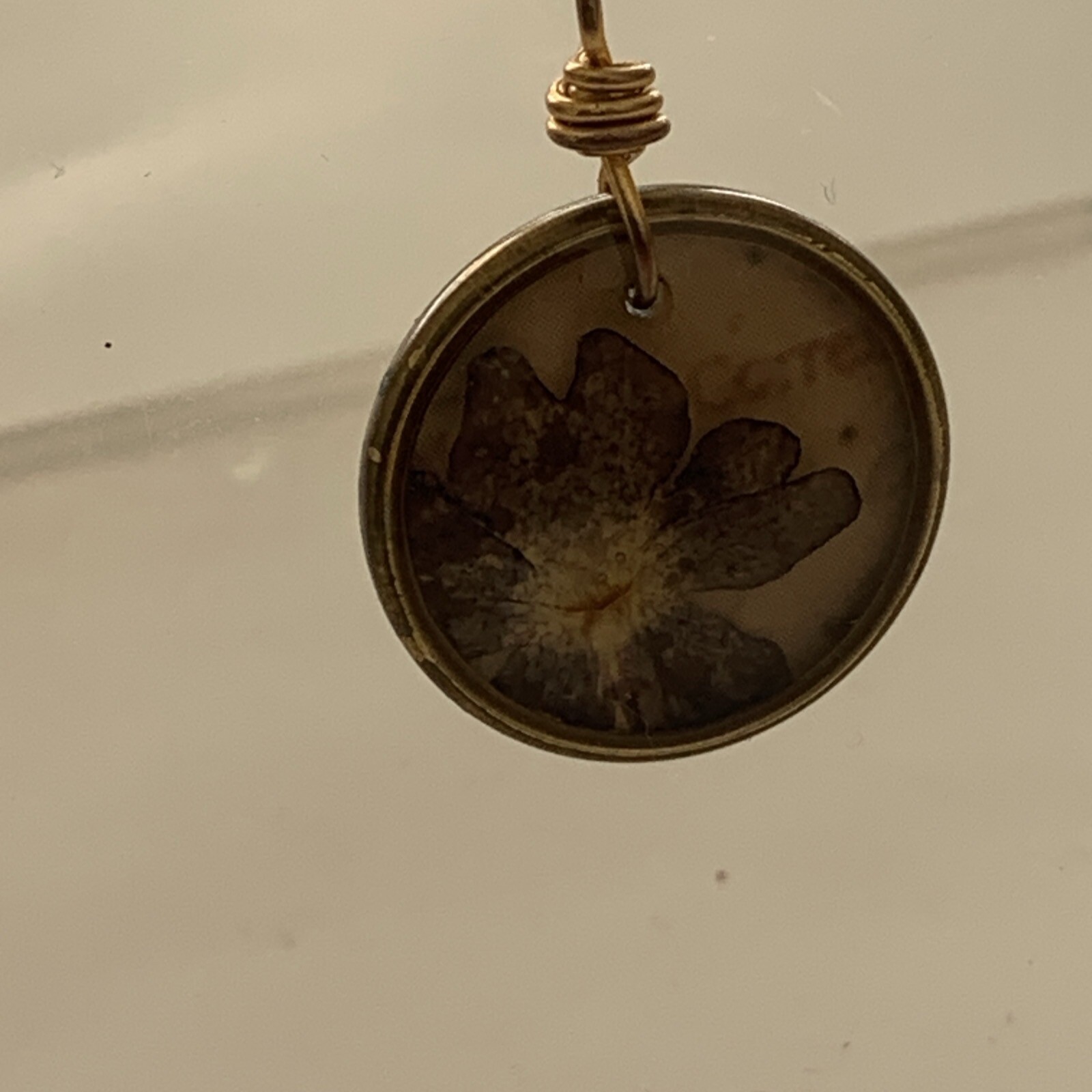 Tiny Pressed Dried Wildflower Necklace Flowers Go… - image 6