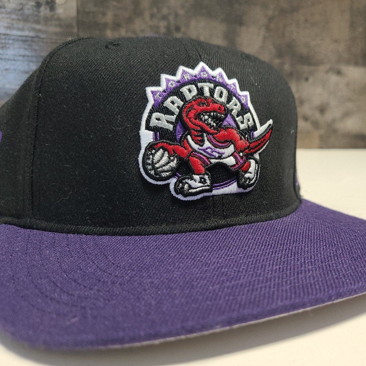 Toronto Raptors NBA HWC VTG Black Purple Hat Cap Snapback Flat