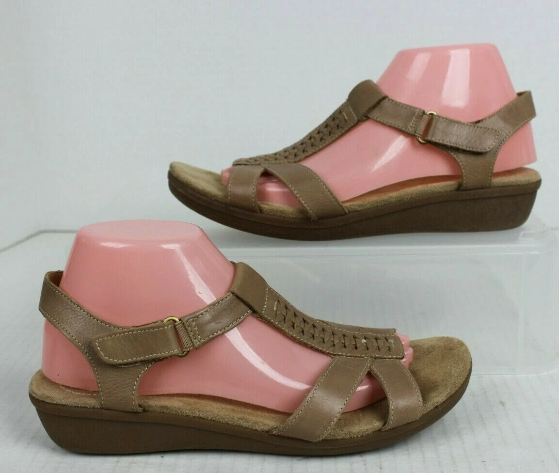 NATURALIZER Comfort Sandals WATSON Leather Strappy Walking Shoes Womens Size 9