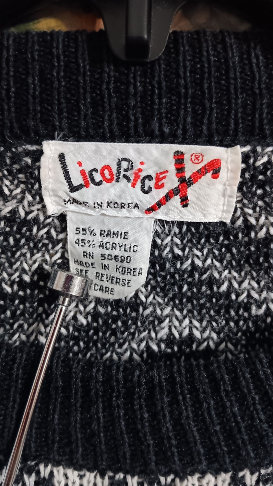 Licorice Medium Black White Patchwork Vintage Col… - image 2