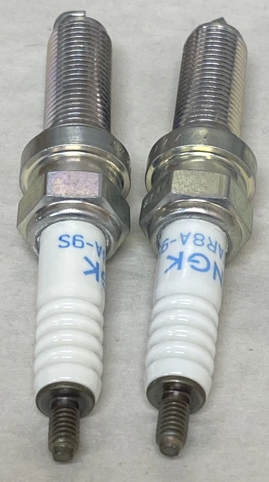 Bujías Honda CB1100/EX 2-2013-2014, 2017 #LMAR8A-9S 31908-MGC-003 / #S862 Foto 4 de 4
