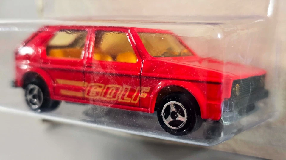 Vintage Majorette VW Rabbit / Volkswagen Golf / #210 / Rojo / Hecho en Francia Foto 4 de 4