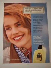 Vintage 1990s Print Ad Oil of Olay Daily UV Protectant Skincare