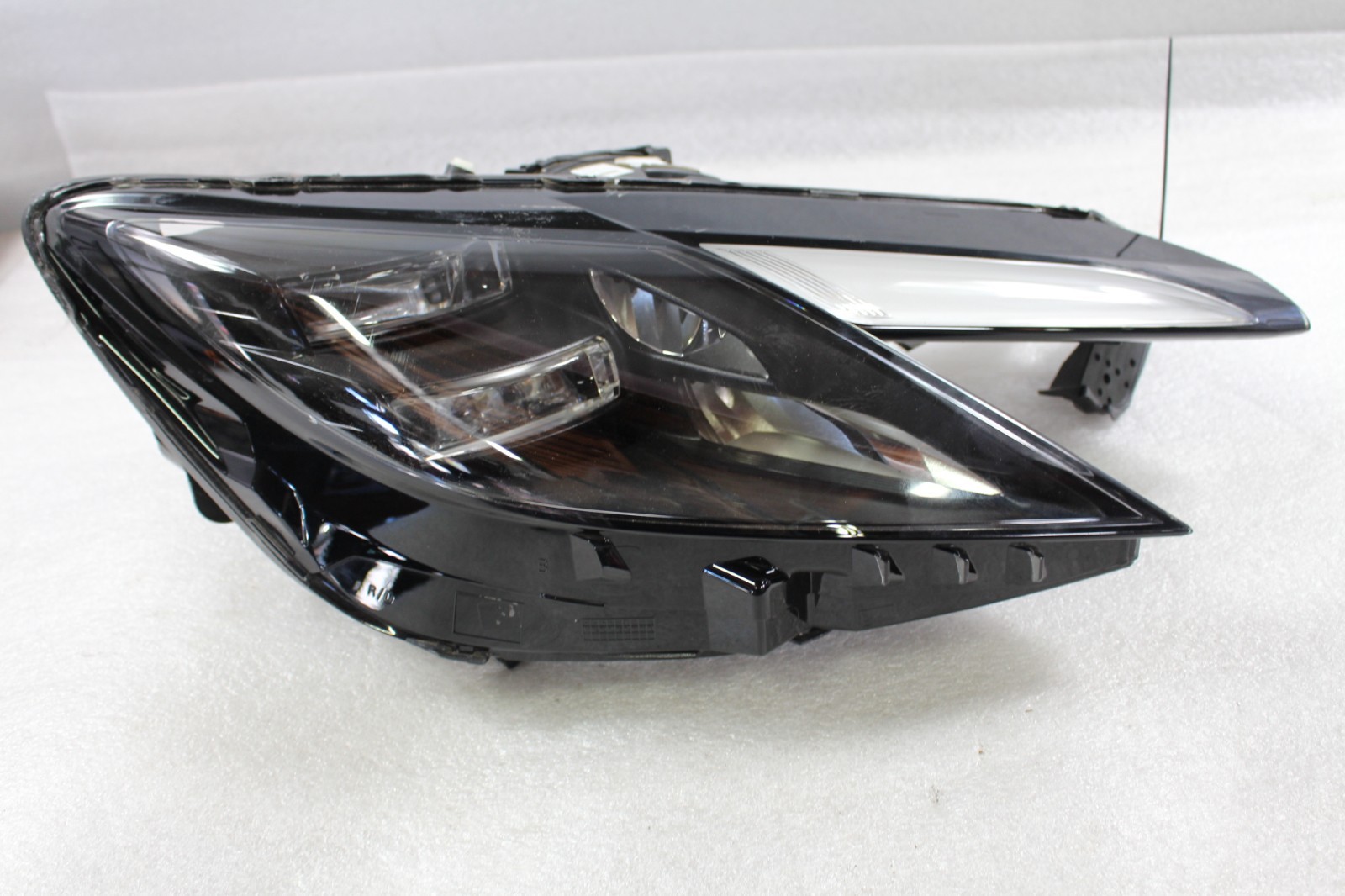 Ferrari 296 Right Headlight P/N 814904