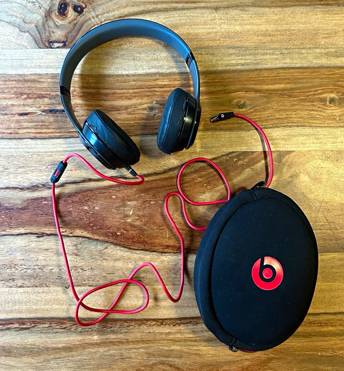 Beats Solo HD ヘッドフォン ブラック/レッド Beats Dr. Dre Solo HD