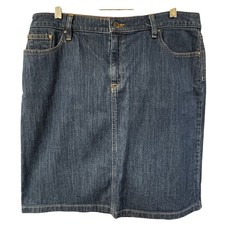 LL Bean blue denim skirt favorite fit size 12 front pockets classic USA jeans